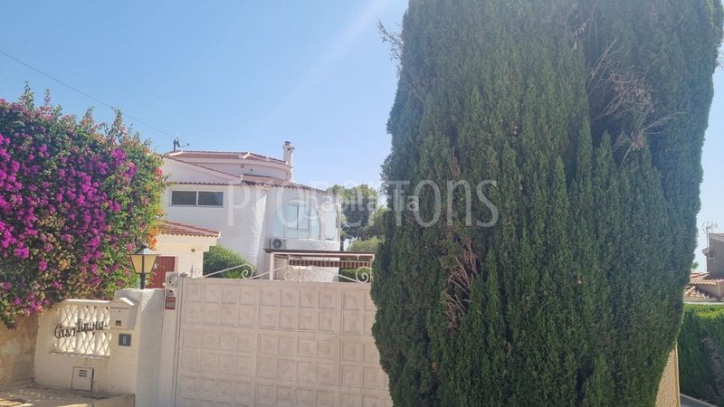 Foto ebc0ebe6-2f79-4e3f-a4ad-e1e75b6cf3da. Casa a Centro de la Ciudad Quesada Rojales