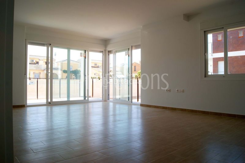 Foto 8347356d-3e4a-4e60-89c2-94b6ee392156. Casa a Monte y Mar Santa Pola