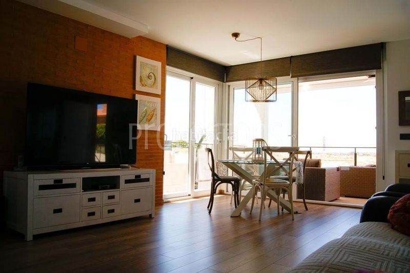 Foto d7fbc1a2-e232-4ab5-a467-bb19409588b3. Casa a Monte y Mar Santa Pola