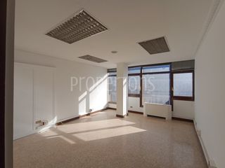 Büro  Las arenas