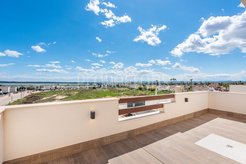 Foto f46ae884-14d8-4d38-aea7-43de7d8057ca. Casa a Pueblo Bravo Rojales