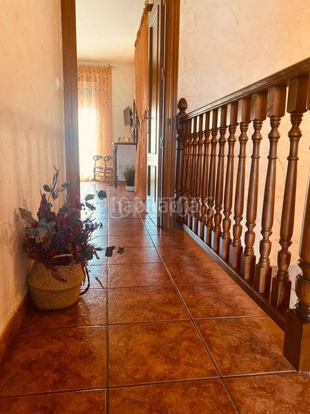 Foto 1d5f0a57-2ee7-4ee5-9dec-b2c7bb3d5028. Casa adossada a Salinas