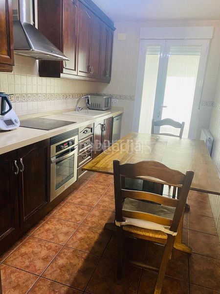 Foto 2dd1d4eb-30ed-4315-9a45-fbdd749853e0. Casa adossada a Salinas