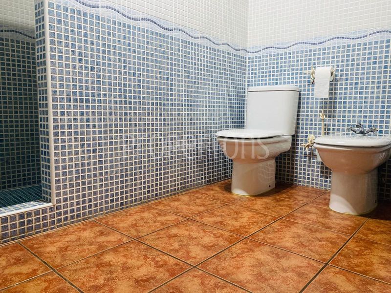Foto dc86076f-a420-4cde-98c9-8223935397d0. Casa adossada a Salinas