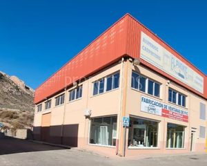Rent Industrial building  N/a