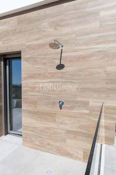 Foto d801eb23-b147-4e8d-97de-b0ac2ff590fb. Casa a Campoamor Orihuela