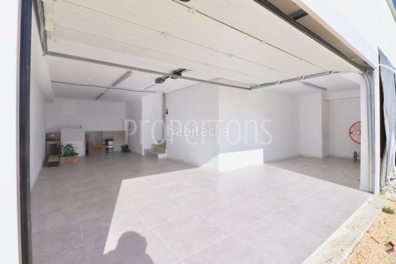 Foto 0d7c4838-d2ce-422b-b65d-9372becfea20. Edifici a Coloma Nucia (la)