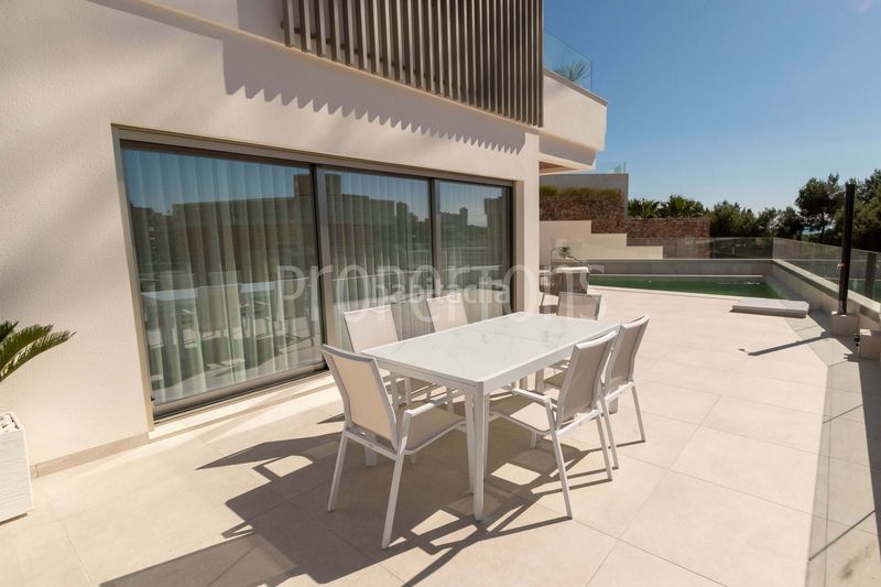 Foto 80ba9a53-7098-4637-8738-ba559a93d1bc. Casa a Campoamor Orihuela