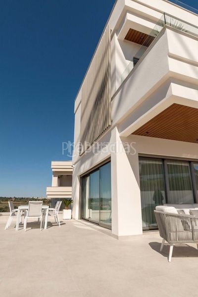 Foto b5f1fb07-3da0-4dac-a852-9f36d1b45434. Casa a Campoamor Orihuela