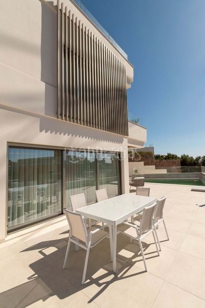 Foto d0f7677f-671e-491b-a790-a9708d4a6d12. Casa a Campoamor Orihuela