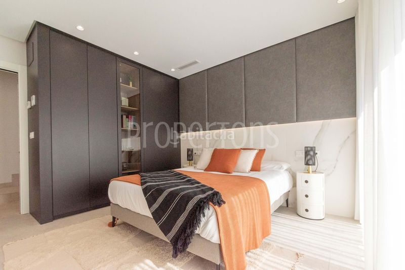 Foto dee97b1c-c21c-45b2-8547-8cb8ffa6d154. Casa a Campoamor Orihuela
