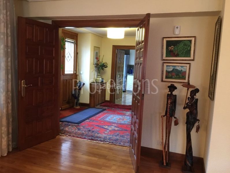 Foto 1a5297c8-a04c-4fa4-985c-180a12f1603d. Casa adossada a Zona Rural Suroeste Vitoria - Gasteiz