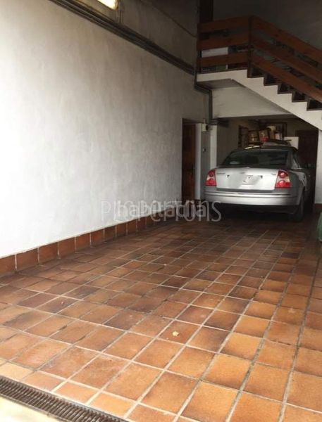 Foto c8c3d65e-45d3-4d5f-85d0-3a1c80b3fc44. Casa adossada a Zona Rural Suroeste Vitoria - Gasteiz