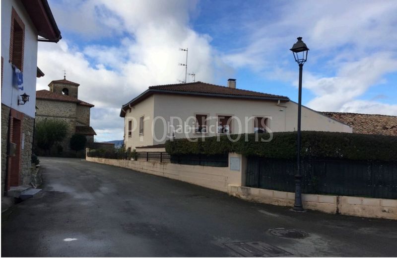 Foto da87d64a-b22f-43e0-ada4-c62e8d3da222. Casa adossada a Zona Rural Suroeste Vitoria - Gasteiz
