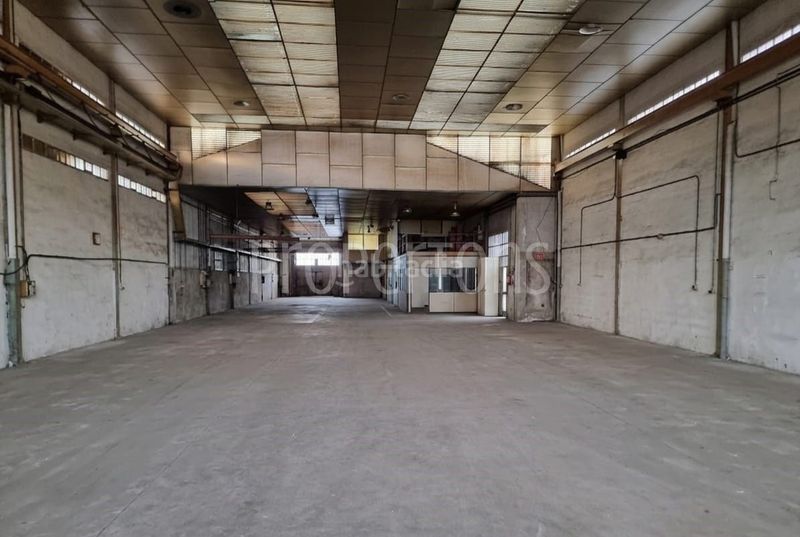 Foto 0c9638ac-1d46-4ed1-996e-0943c80b20f8. Location bâtiment à usage industriel dans La Portalada - Varea Logroño