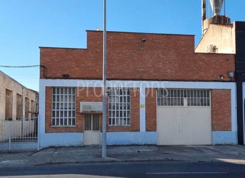 Foto 9bc820c3-d4fb-491e-b02e-cf951d875bce. Location bâtiment à usage industriel dans La Portalada - Varea Logroño