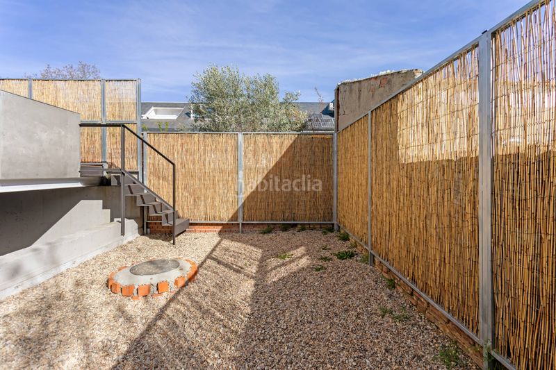 Foto e82e94b8-e207-4aa9-b0ed-aedf26c5f3e9. Casa adossada amb calefacció aparcament a Canillejas Madrid