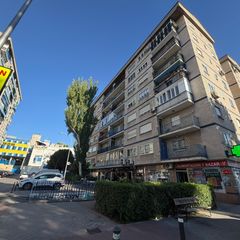 Flat  Avenida canillejas a vicalvaro. Oportunidad en  la zona de las musas3dorm, 2baños, ascensor.