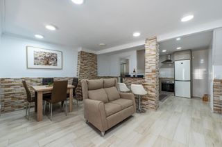 Rent House in Pelahustán. Casa adosada de pueblo reformada en pleahustan 4 habitaciones, b