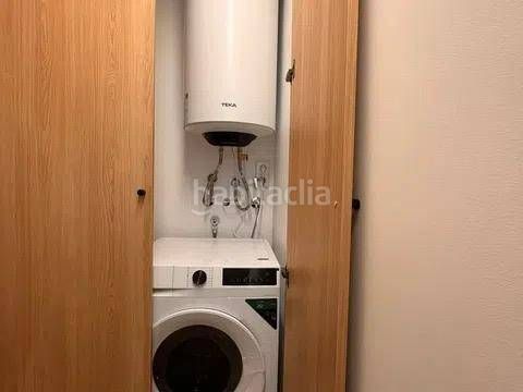 Foto e5b3a3b8-b1d3-47b0-8074-3bd619c7d5d7. Pis amb calefacció a Opañel Madrid