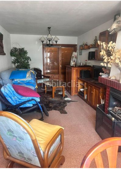 Foto 58ad9e4b-4ad0-4ef9-85c4-5a0f693595ac. Casa bifamiliare in avenida del pinar 25 in Navaleno