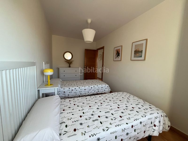 Foto d688d3b0-6e35-4252-85d7-a65c67623604. Pis amb calefacció a Fisterra