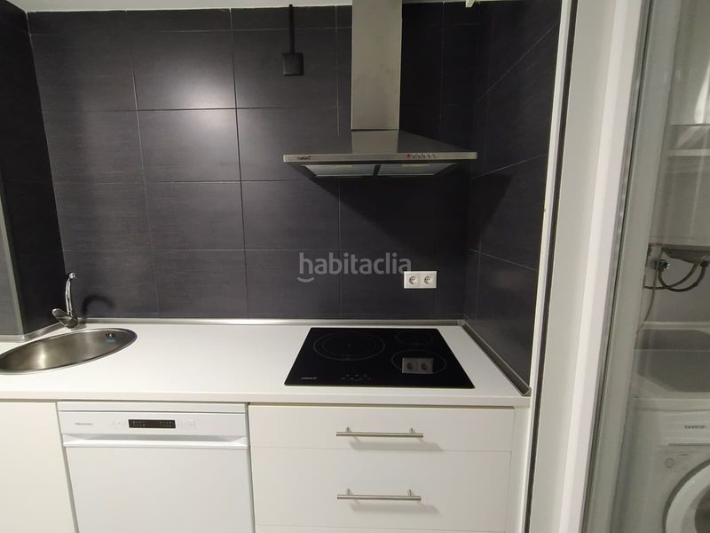Foto cb5b0b61-1ab9-44b6-ba83-38245aa9ff7e. Lloguer casa adossada a Corcubión