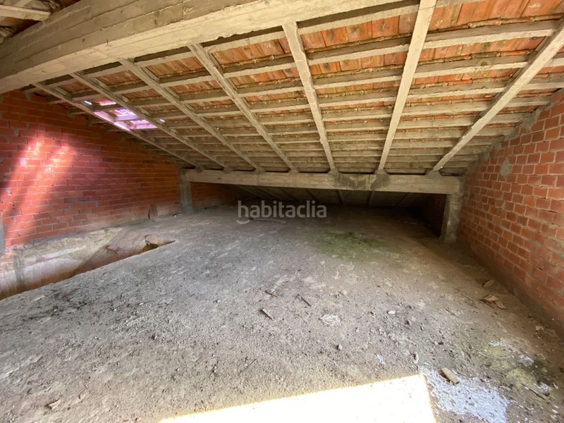 Foto 732a1cb7-b32d-4e1d-8349-eec09289fb89. Casa adossada a Corcubión