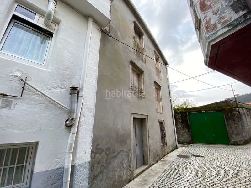 Foto b21d38eb-1484-441e-8dbb-d50d75164b53. Casa adossada a Corcubión