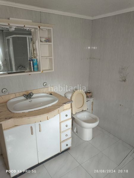 Foto 8c44b92a-cd38-4e6f-9202-9e76a54d2e61. Casa en Corcubión