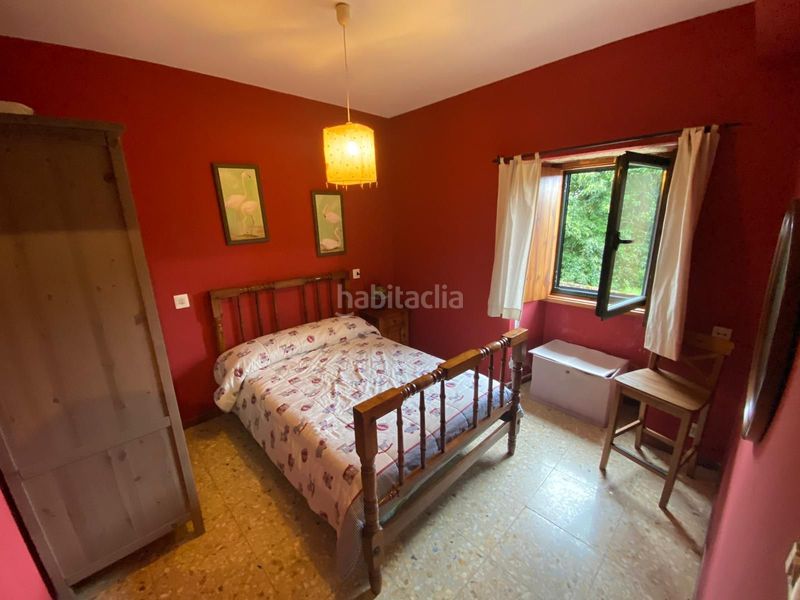 Foto c7e854db-1af2-43f2-b635-ceb23b9434af. Casa en amarela en Corcubión