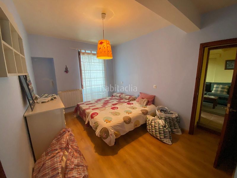 Foto ecee6f22-ada1-48f9-b940-8989c442043d. Casa en amarela en Corcubión