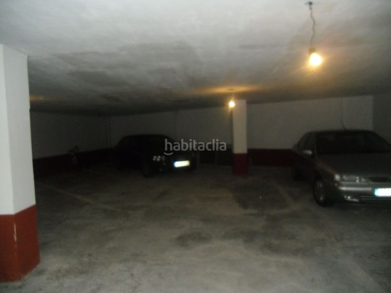 Foto 029e5ec4-a7cd-4b93-91a3-2772eda45fea. Aparcament cotxe a Cee