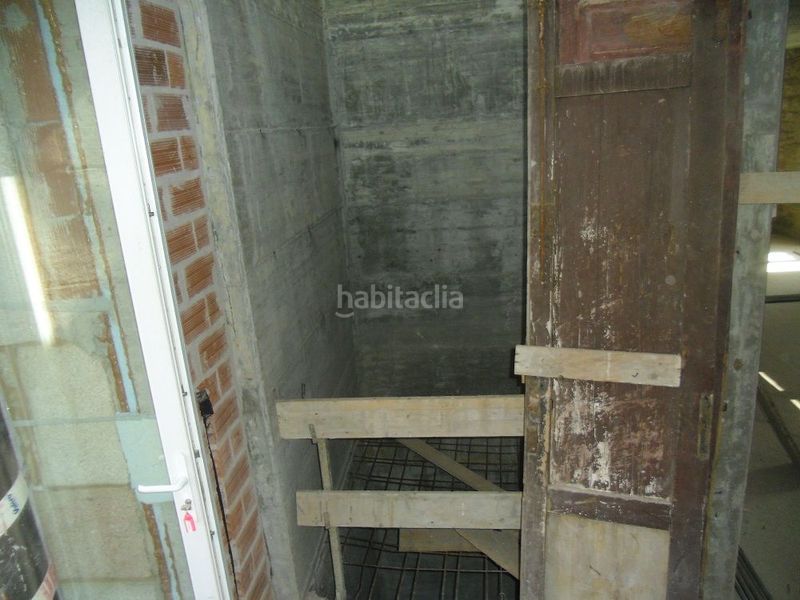 Foto fce2989c-5cda-4718-8f8b-1f35e2325c05. Edifici a Cee