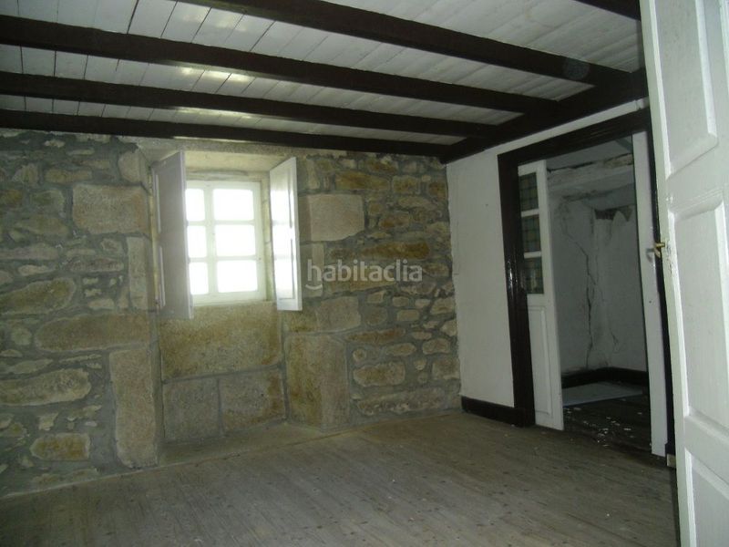Foto 016207ad-8fbf-42a8-8b3c-bc339fd8d4ed. Casa  de piedra en Corcubión
