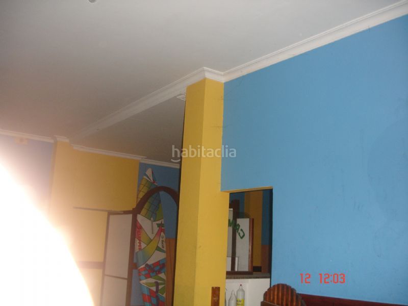 Foto 98af9b3c-1f84-4906-a851-7daedc5cc8b1. Local comercial a Corcubión