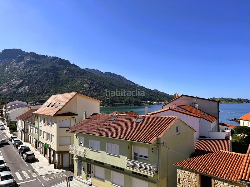Foto 02f4f0e4-8daa-4b3c-bca8-ca882e34e2de. Edifici a Dumbría
