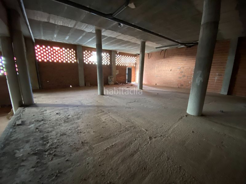 Foto 2df423ae-1348-49c3-9d15-ced37c24772a. Local comercial en Cee