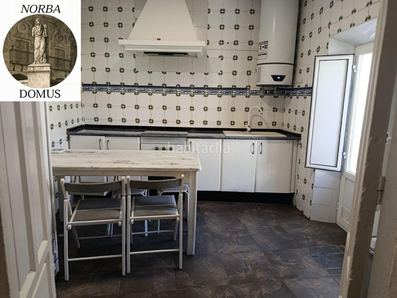 Foto d61f6687-9d32-42b8-8b35-cc93ac6c059b. Apartament a calle sande 7 a Casco Antiguo Cáceres