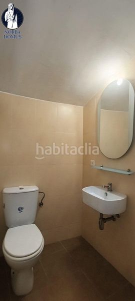 Foto 305b62ab-2724-436d-92f2-a875e1fde9b3. Casa a Casco Antiguo Cáceres