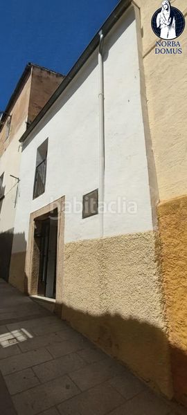 Foto 7cace0e7-adb2-47ed-a4be-206897e5504e. Casa a Casco Antiguo Cáceres