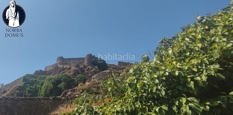 Foto 566e0d04-f93d-4f0d-a53f-996a6cb5dac2. Masia a calle castillo 9 a Montánchez