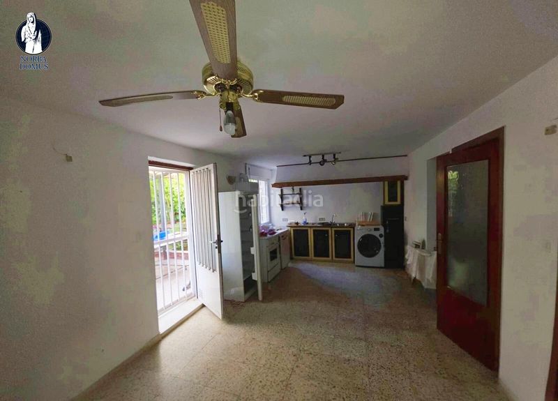 Foto fd928dae-4a1e-4109-8d64-dd869d3b345c. Casa a schiera con parcheggio in Ruta de la Plata Cáceres