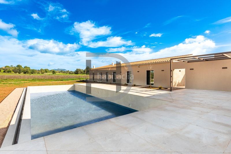 Foto b1450878-647e-4c92-8063-6a9dcd1fe250. Xalet amb aparcament piscina a Felanitx poble Felanitx