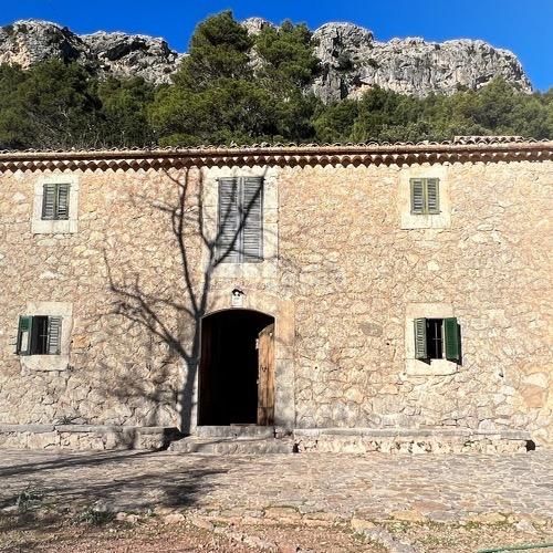 Foto cb26f896-e20f-42cb-a6fe-a3ca60af6313. Masia amb aparcament a Lloseta