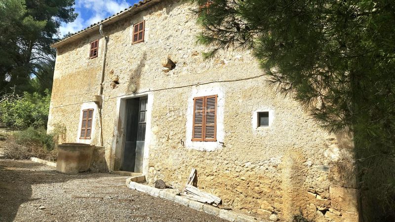 Foto cd861f37-0a65-4bd6-bd00-6655edadd7bd. Casa amb aparcament a Manacor centre Manacor