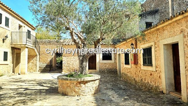 Foto 734dbdb9-9939-484a-9b98-48280cdb4d39. Casa amb aparcament piscina a Sencelles