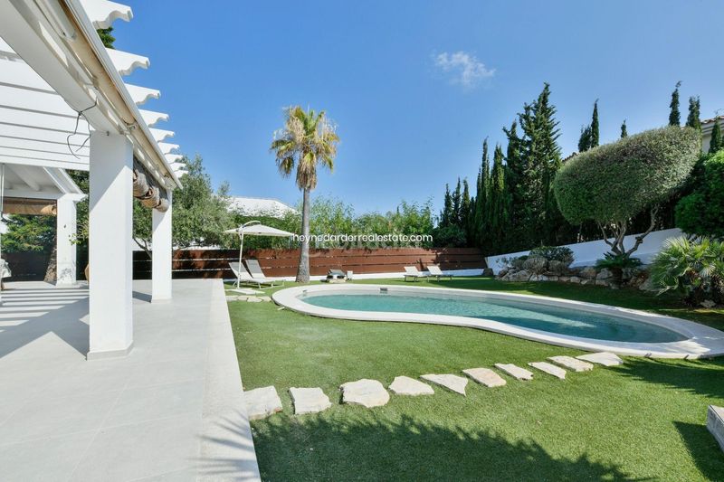 Foto 112e6502-74e0-4830-bbb9-de95f0cf8e54. Xalet amb aparcament piscina a Santa Ponça Calvià