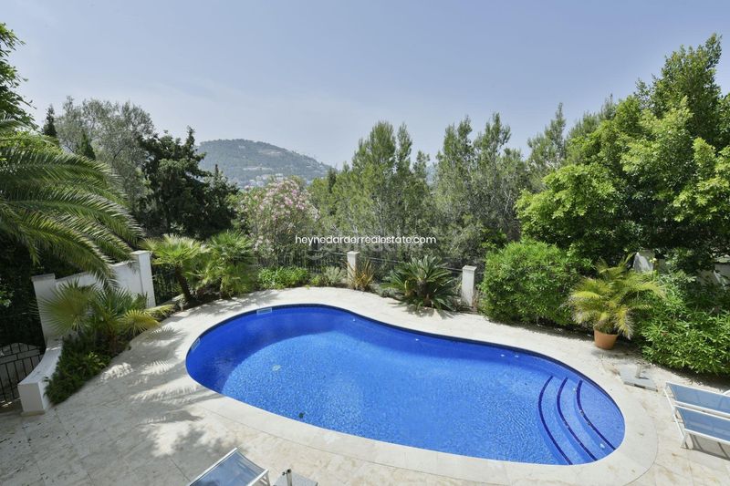 Foto 3173b49d-29ce-4769-8189-8d45a92f3568. Xalet amb aparcament piscina a port d´Andratx Andratx