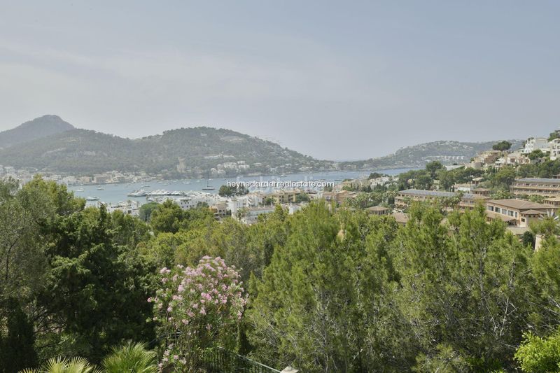 Foto 3b5a4fb9-d2a4-452b-bf15-682052596327. Xalet amb aparcament piscina a port d´Andratx Andratx